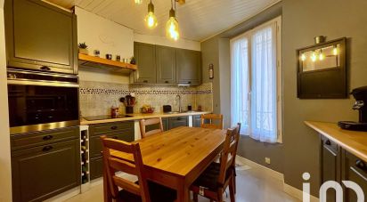 Village house 4 rooms of 65 m² in Auriol (13390)