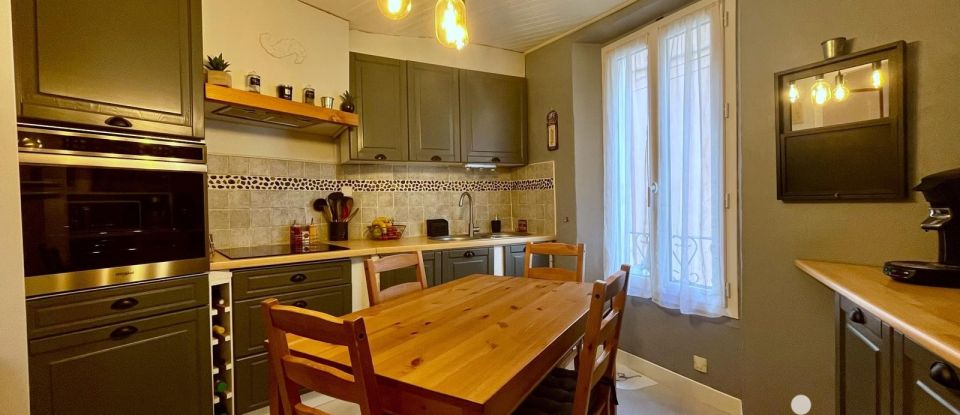Village house 4 rooms of 65 m² in Auriol (13390)