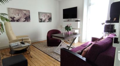 House 8 rooms of 199 m² in Rennes (35700)