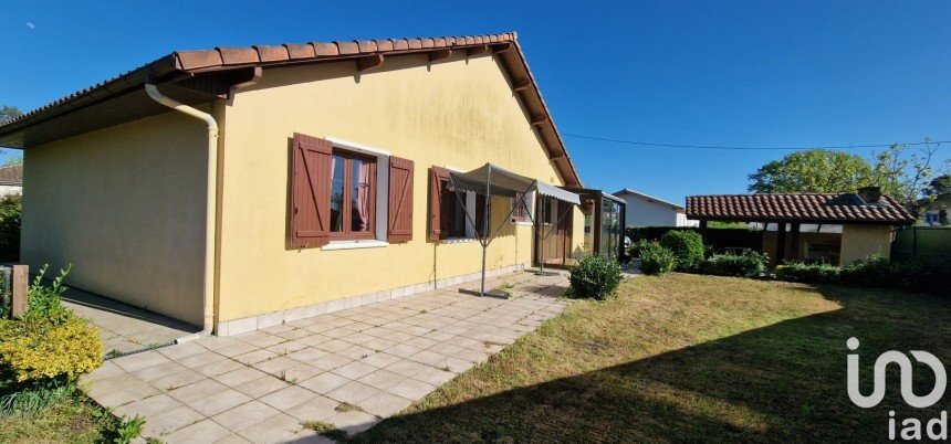 Traditional house 7 rooms of 135 m² in Pissos (40410)