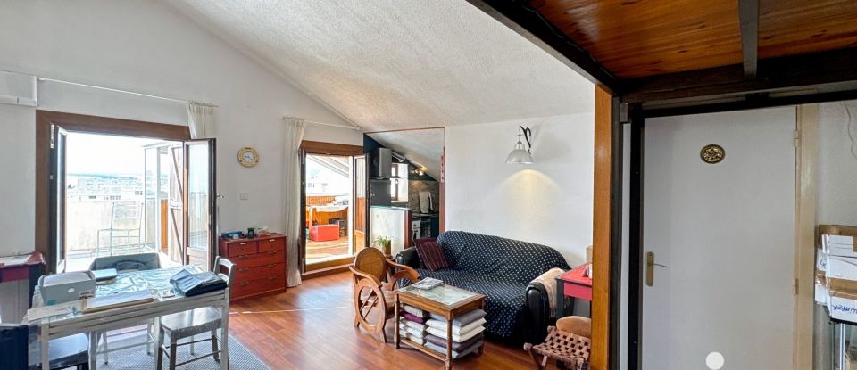 Apartment 3 rooms of 60 m² in Bastia (20600)