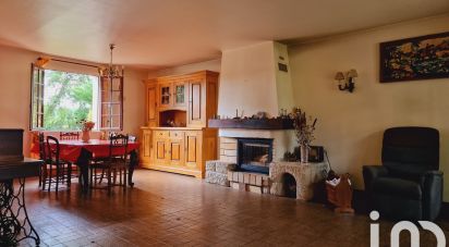 Traditional house 5 rooms of 96 m² in Journet (86290)