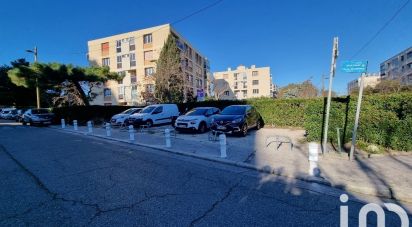 Parking of 91 m² in Marseille (13008)