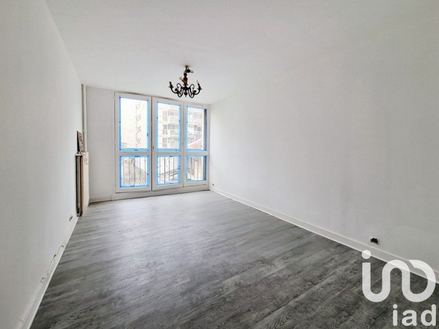 Apartment 1 room of 30 m² in Paris (75018)