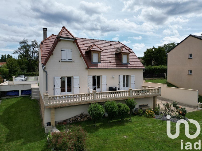 Traditional house 6 rooms of 149 m² in Nanteuil-la-Forêt (51480)