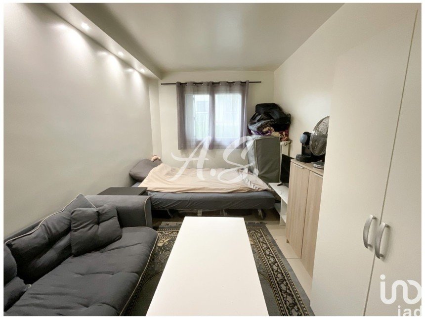 Apartment 1 room of 18 m² in Antony (92160)