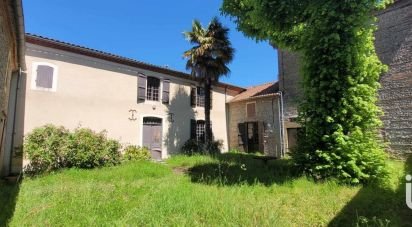 House 9 rooms of 529 m² in Grenade-sur-l'Adour (40270)