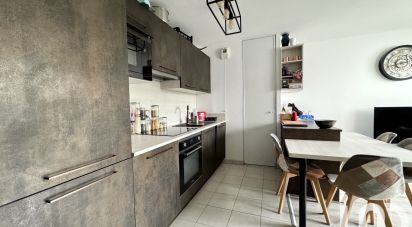 Apartment 4 rooms of 87 m² in Alfortville (94140)