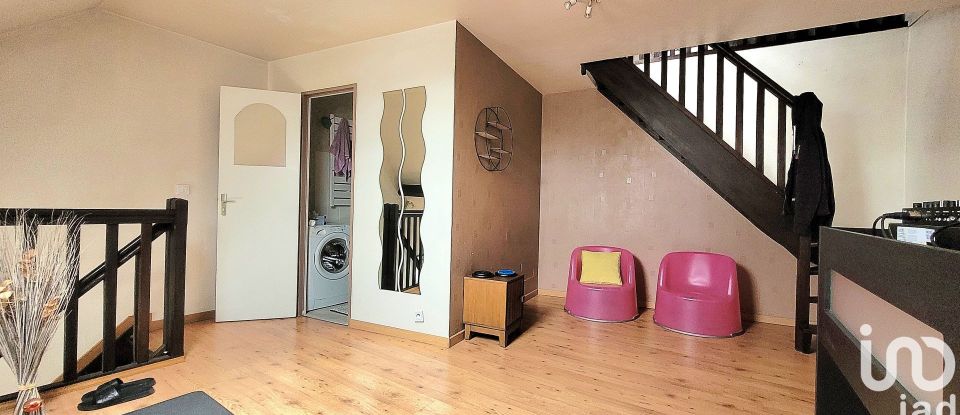 Apartment 3 rooms of 82 m² in Pontoise (95300)
