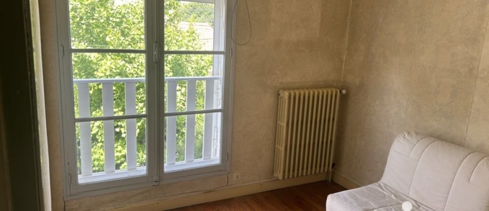 House 5 rooms of 151 m² in Avignon (84000)