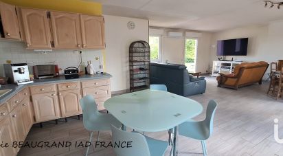 House 4 rooms of 86 m² in Ailly (27600)