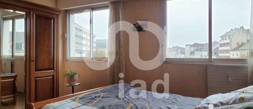 Apartment 4 rooms of 89 m² in Montluçon (03100)