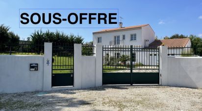 House 6 rooms of 148 m² in Royan (17200)