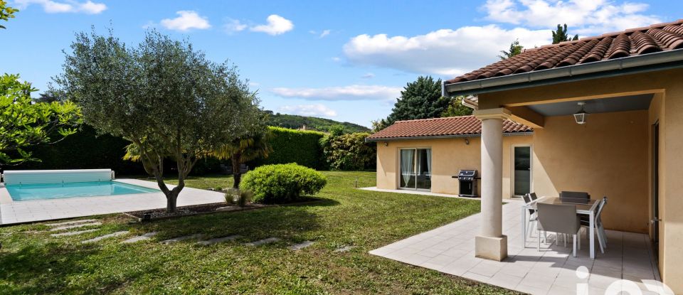 House 9 rooms of 190 m² in Curis-au-Mont-d'Or (69250)