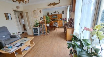 House 4 rooms of 78 m² in Souvigny (03210)