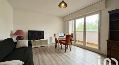 Apartment 3 rooms of 62 m² in Pau (64000)
