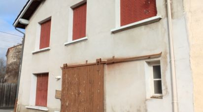 Town house 3 rooms of 80 m² in Sail-sous-Couzan (42890)