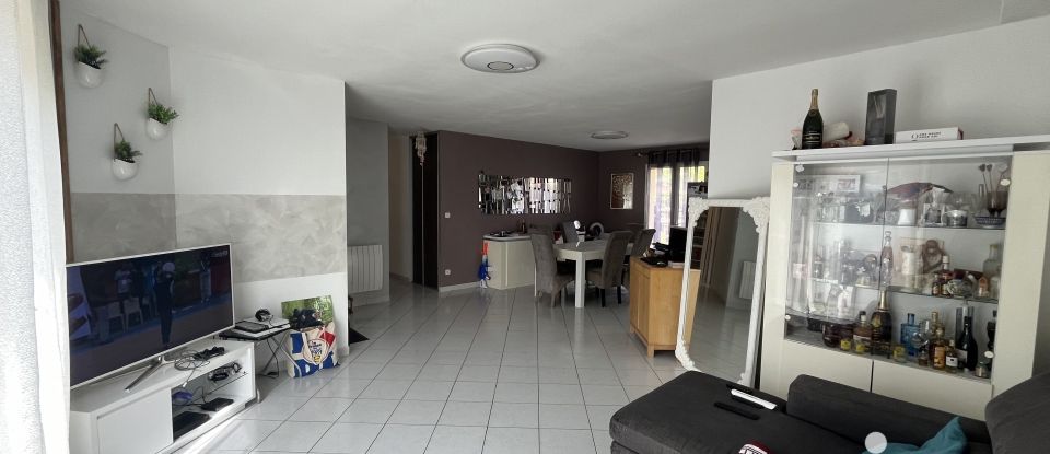 Maison traditionnelle 6 pièces de 104 m² à Brières-les-Scellés (91150)