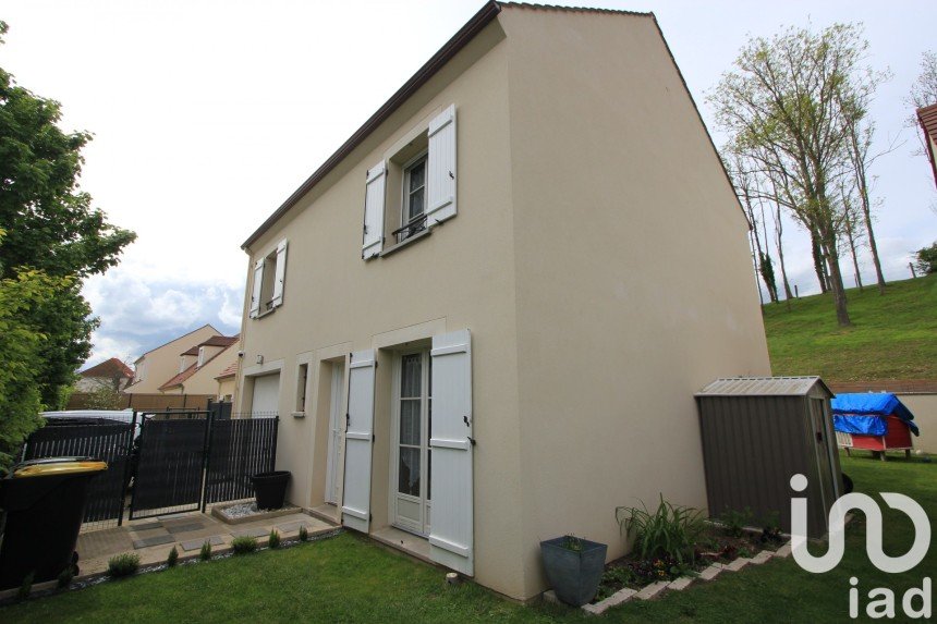 House 6 rooms of 100 m² in Vaumoise (60117)