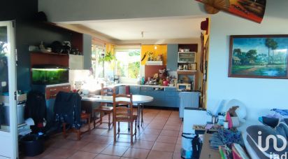 House 7 rooms of 177 m² in Le Tampon (97418)