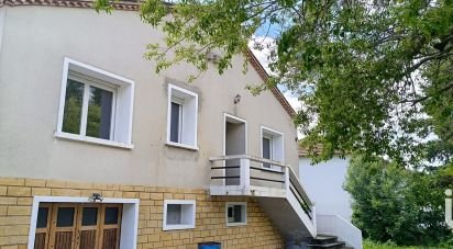 Traditional house 4 rooms of 84 m² in Mouleydier (24520)