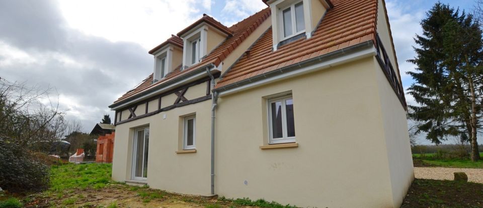 Maison 4 pièces de 75 m² à Étrépagny (27150)