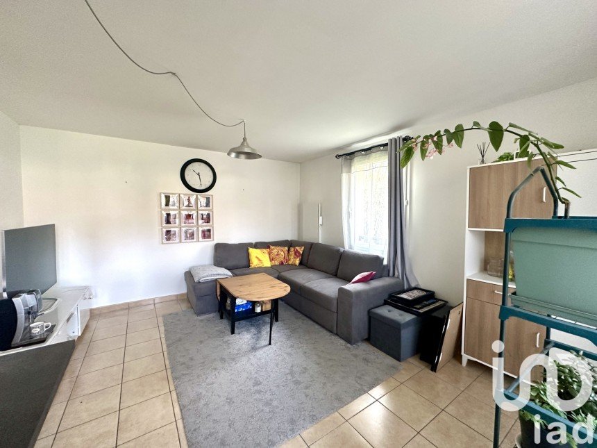 Apartment 3 rooms of 60 m² in Gometz-le-Châtel (91940)