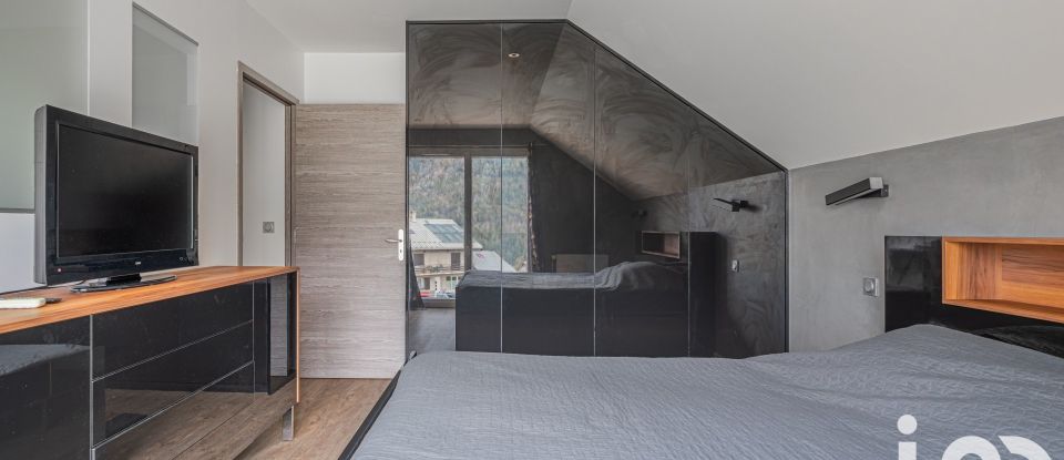 Architect house 5 rooms of 150 m² in Villard-de-Lans (38250)