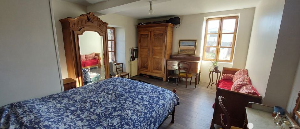 House 8 rooms of 220 m² in Saint-Bérain-sur-Dheune (71510)