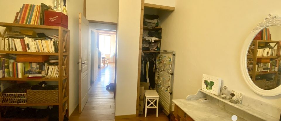 Appartement 4 pièces de 70 m² à Roquebrune-sur-Argens (83520)