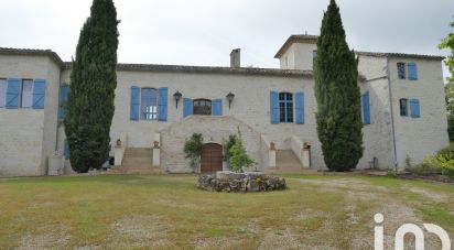 Demeure 14 pièces de 394 m² à Montcuq-en-Quercy-Blanc (46800)