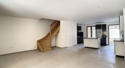 Maison 4 pièces de 86 m² à Guignes (77390)