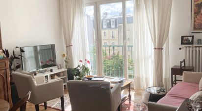 Appartement 3 pièces de 79 m² à Paris (75012)
