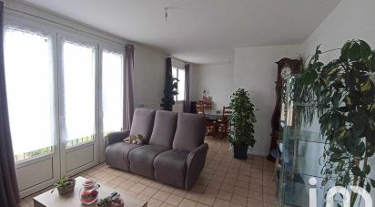 Traditional house 5 rooms of 88 m² in Montournais (85700)