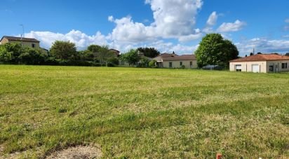 Land of 1,370 m² in Moncrabeau (47600)