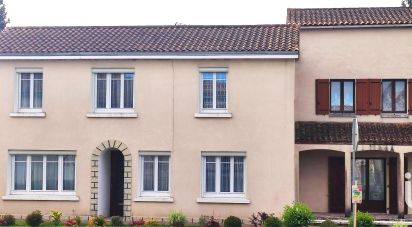 House 7 rooms of 170 m² in Clessé (79350)