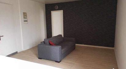 Apartment 2 rooms of 39 m² in Combs-la-Ville (77380)