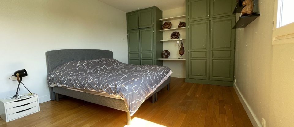 Maison 6 pièces de 150 m² à Les Mesneux (51370)