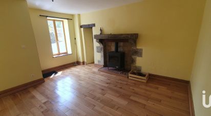 House 4 rooms of 40 m² in Bourbriac (22390)