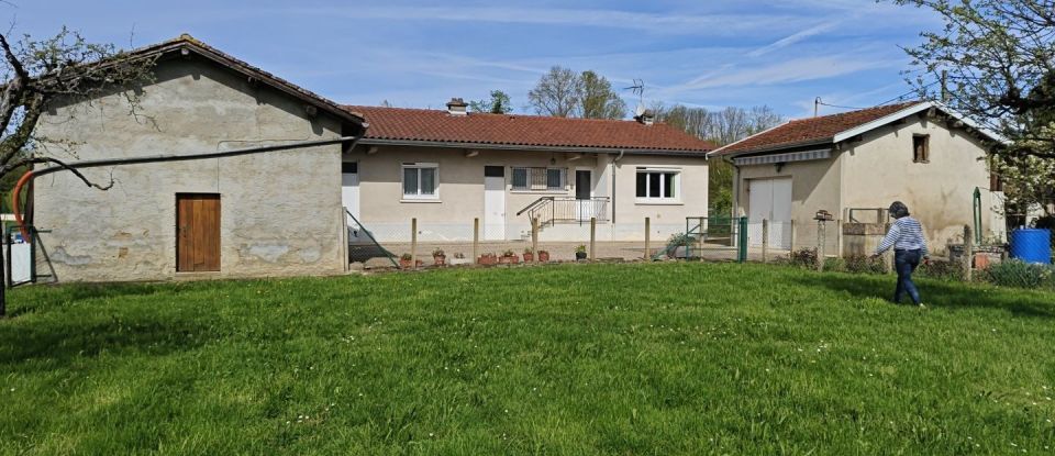 Maison 4 pièces de 90 m² à Saint-Jean-sur-Veyle (01290)