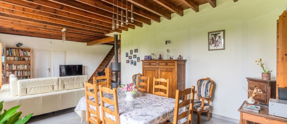 House 8 rooms of 220 m² in Nieppe (59850)
