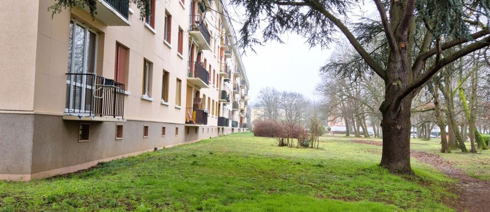 Appartement 5 pièces de 73 m² à La Rochette (77000)