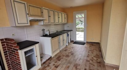 House 5 rooms of 94 m² in Vibraye (72320)