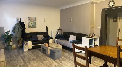Apartment 3 rooms of 75 m² in Avignon (84000)