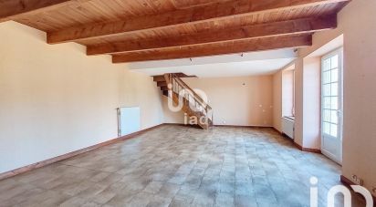 Country house 5 rooms of 108 m² in Bourguenolles (50800)