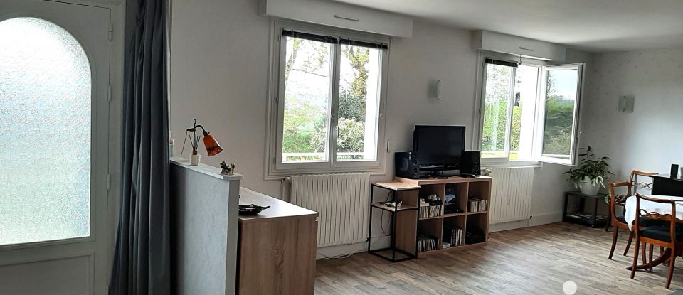 House 5 rooms of 102 m² in Treffrin (22340)