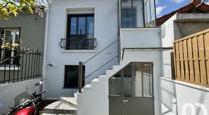 House 6 rooms of 106 m² in Bagnolet (93170)