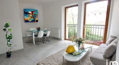 Appartement 4 pièces de 65 m² à Belgentier (83210)