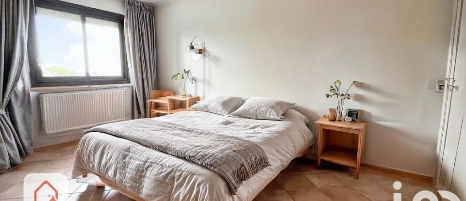 Apartment 4 rooms of 106 m² in Martigues (13500)