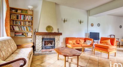 House 8 rooms of 153 m² in Montjavoult (60240)